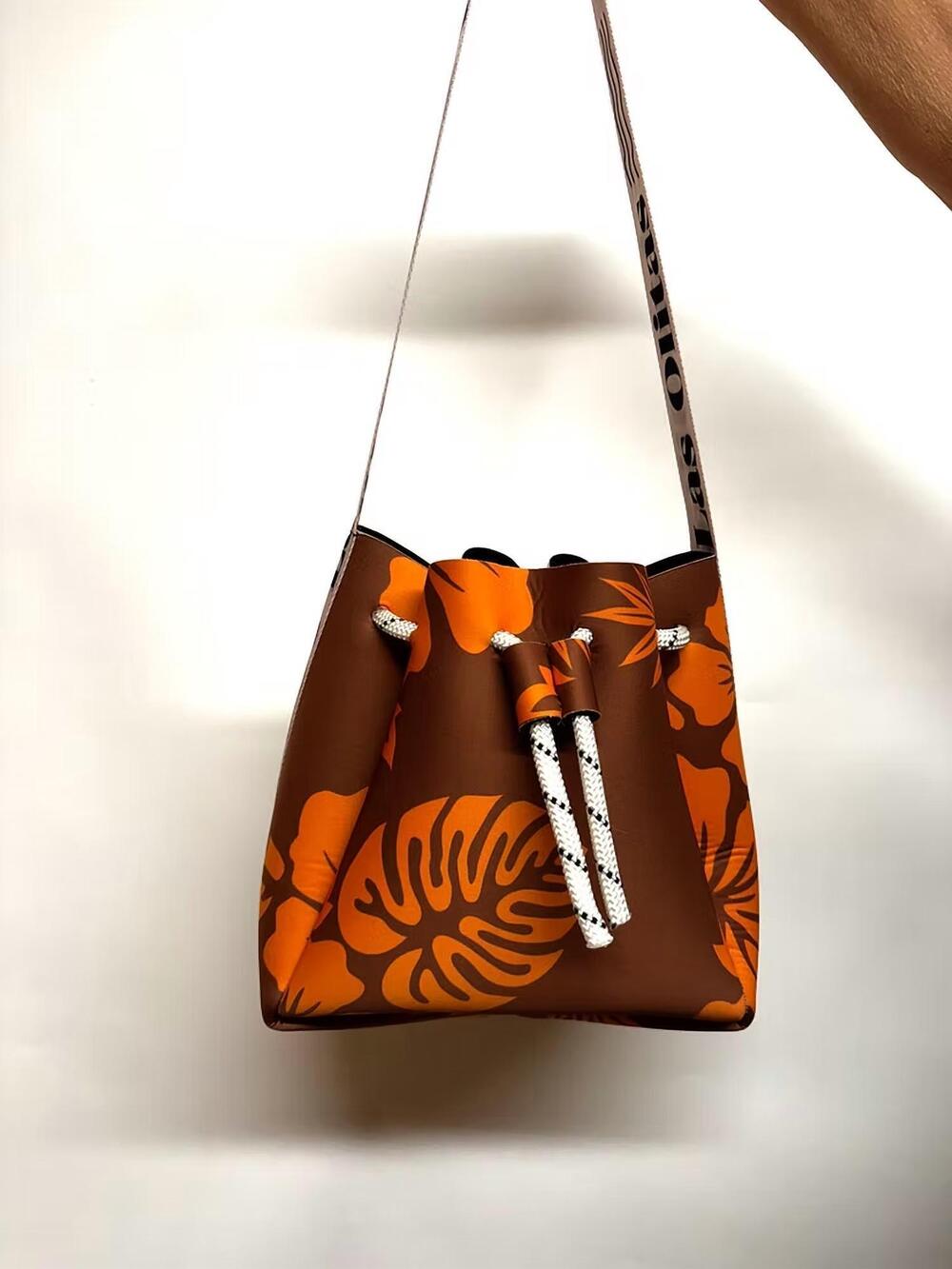 NEW LAS OLITAS women's large bucket logo strap bag in brown